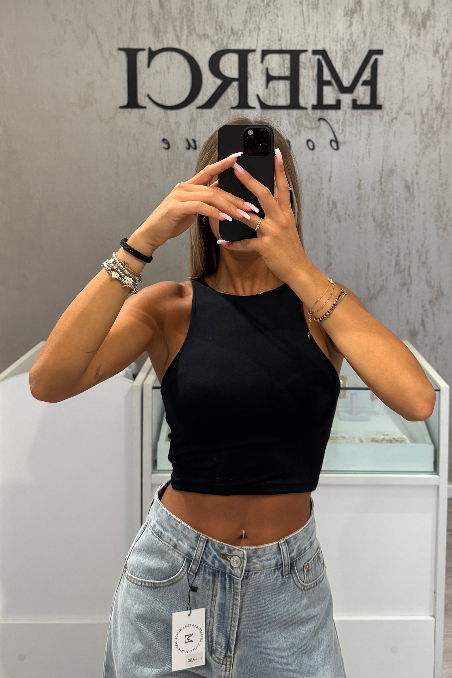 Top Lycra nero