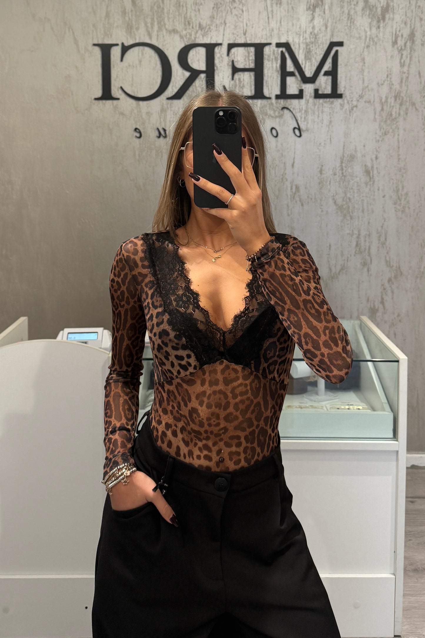 Body LUMINA