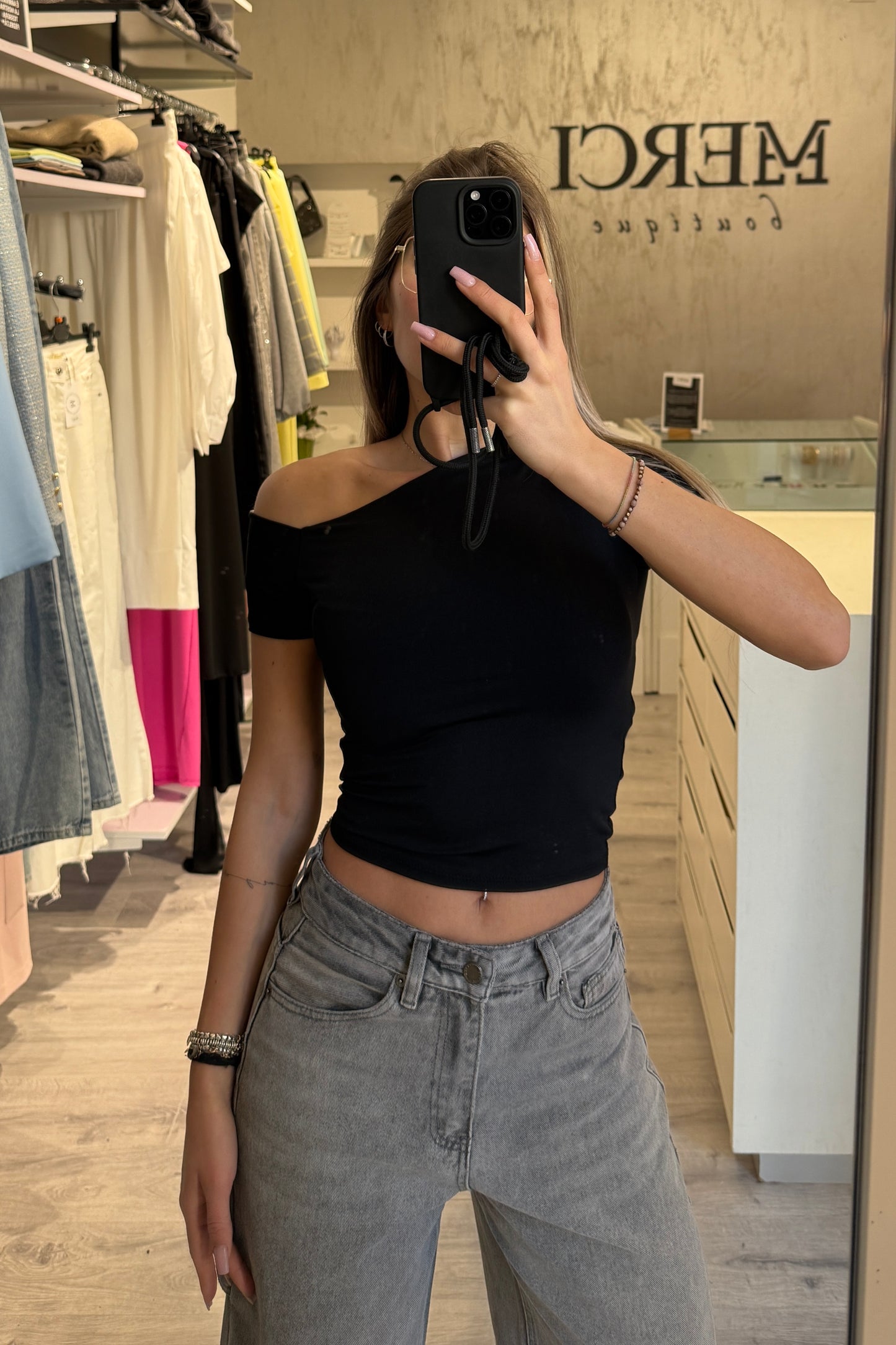 Maglia Belen m/corta nera