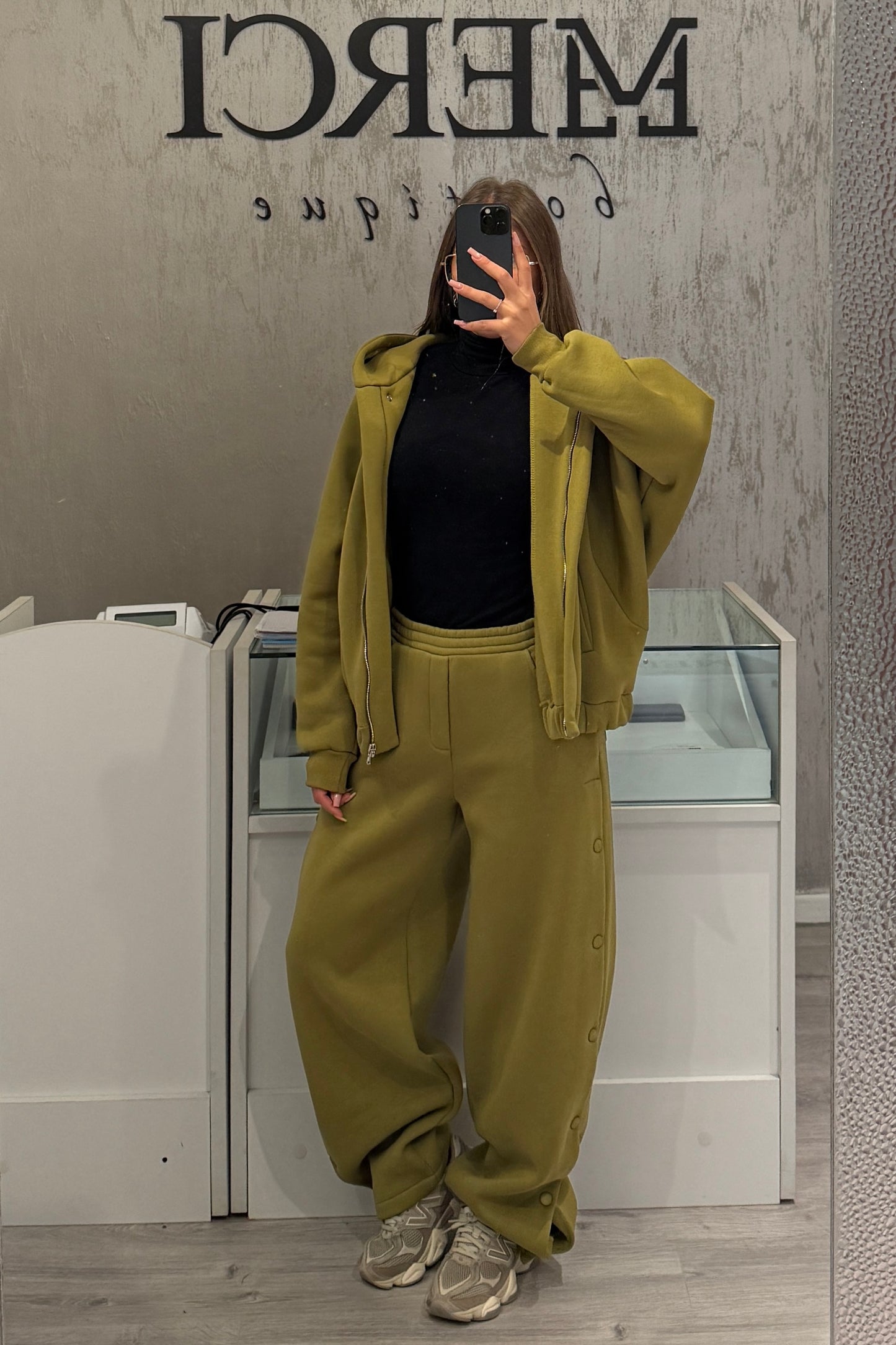 Pantalone tuta LUMINA verde oliva