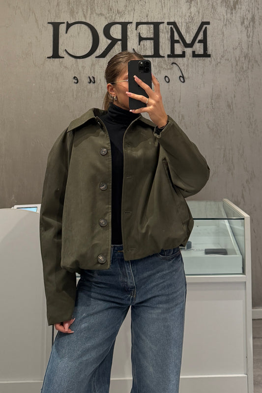 Cazadora bómber LUMINA verde militar