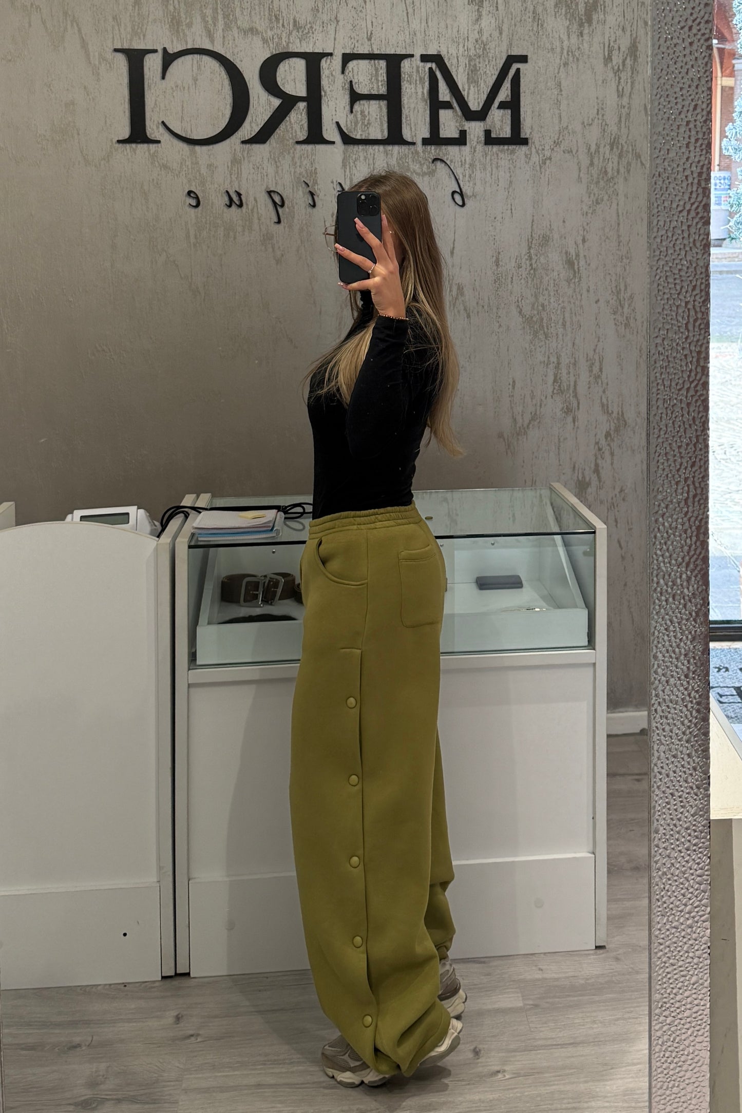 Pantalone tuta LUMINA verde oliva